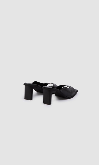 prev--LYN - BLACK